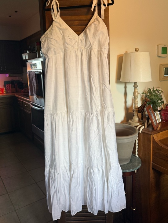 Express Dresses & Skirts - Express XL white maxi sundress NWOT